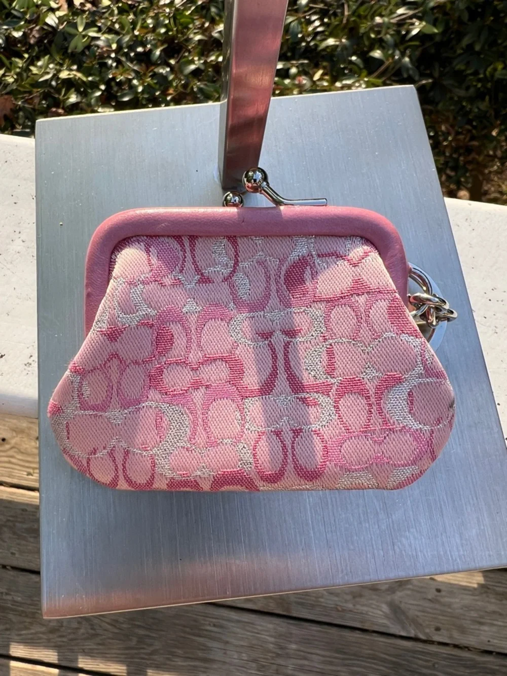Coach Vintage Ltd. Ed Optic Lurex Mini Pink Signature Kisslock Coin Purse RARE - Picture 13 of 16